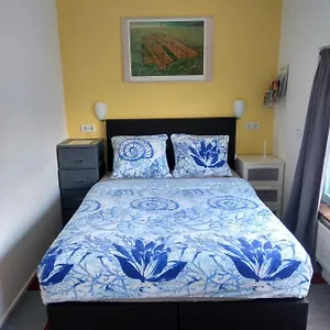 https://bed-and-breakfast-amsterdam-heilige-duif.thehaguehotels.net